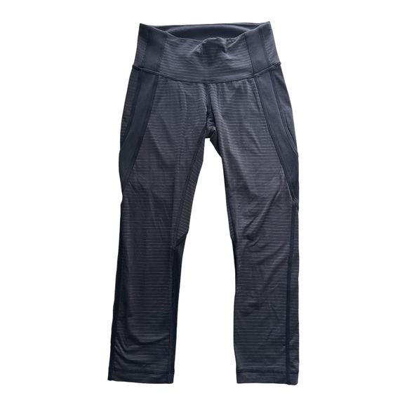 lululemon athletica Pants - Lululemon Athletica cropped leggings size 4